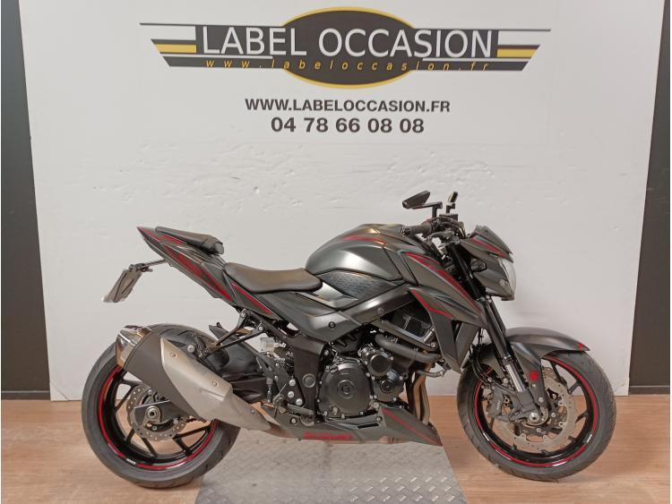 SUZUKI GSX-S 750 A2