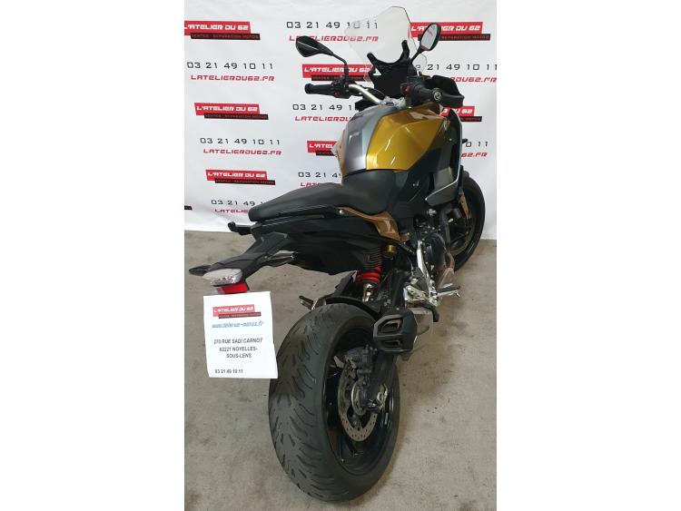 BMW F 900 XR
