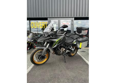 QJ MOTOR SRT 700 X TOURING