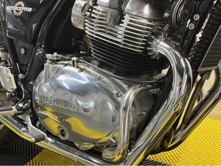ROYAL ENFIELD INTERCEPTOR 650  MY22