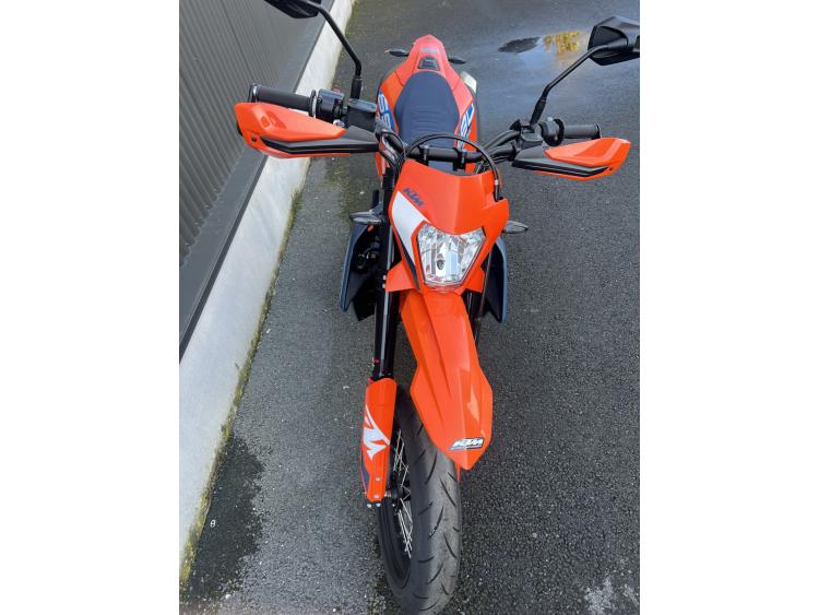 KTM 690 SMC R