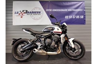 TRIUMPH TRIDENT 660