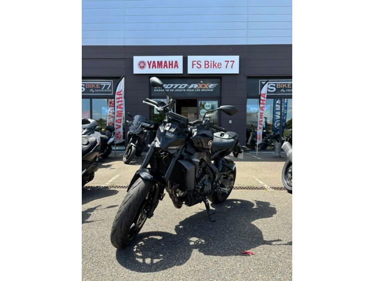YAMAHA MT-09  Y-AMT