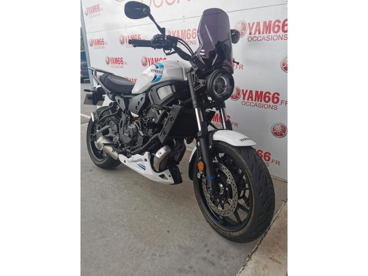 YAMAHA XSR 700 ABS + EQUIPEMENTS