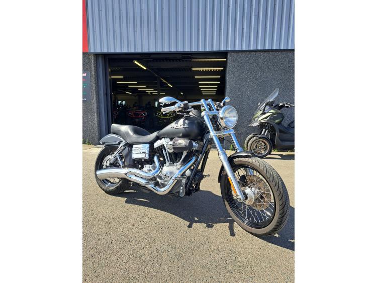 HARLEY-DAVIDSON DYNA STREET BOB 1584