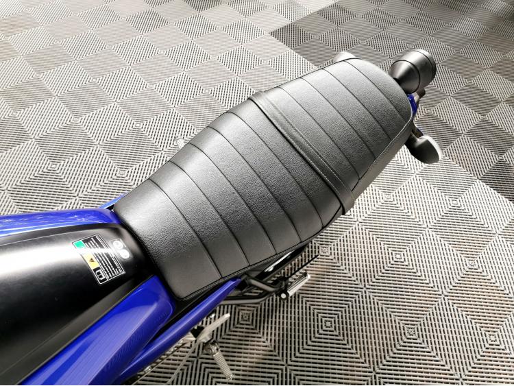 YAMAHA XSR 125 - 1ERE MAIN - XSR125