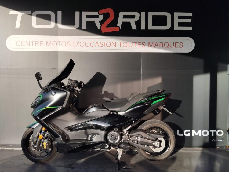 YAMAHA T-MAX 560 TECH MAX