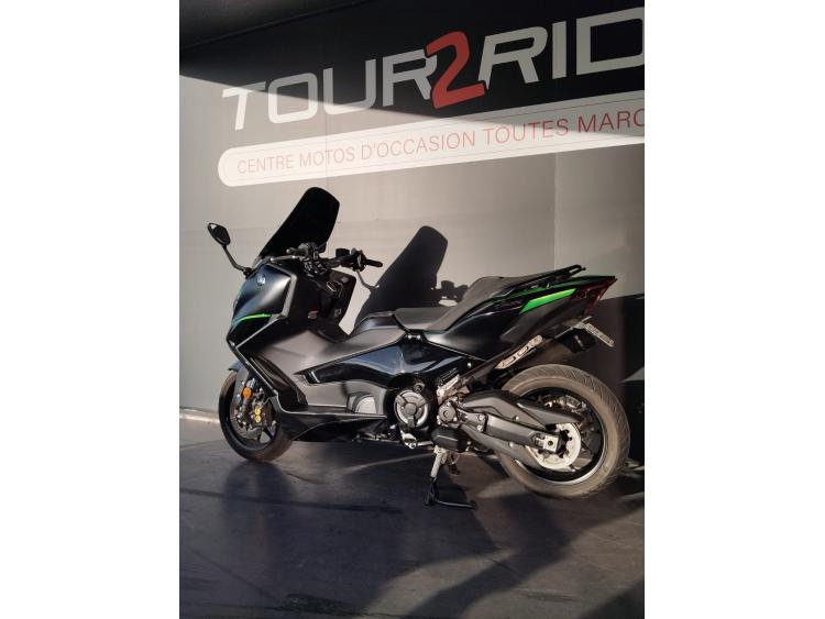 YAMAHA T-MAX 560 TECH MAX
