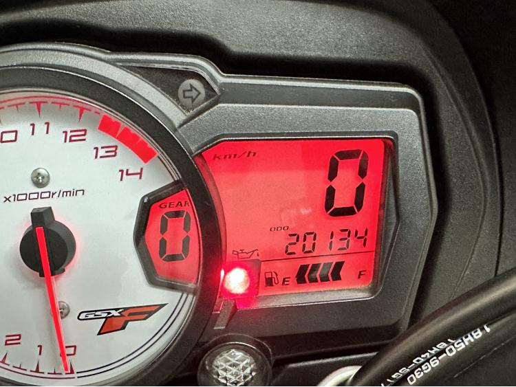 SUZUKI GSX650F