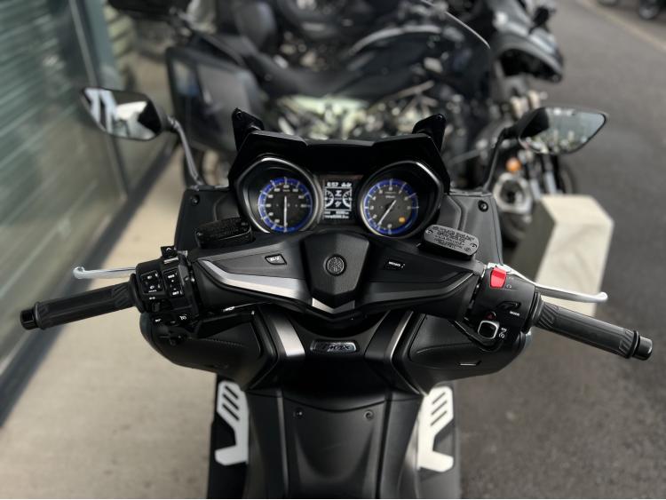 YAMAHA T-MAX 560 TECH MAX