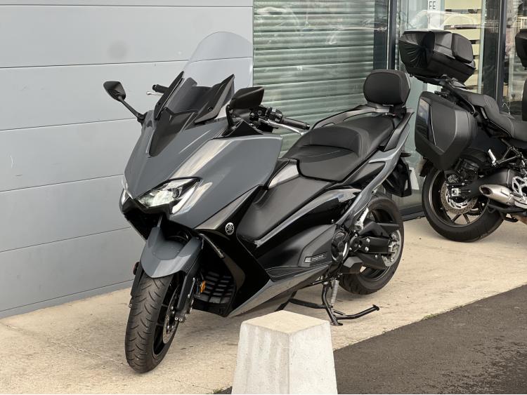 YAMAHA T-MAX 560 TECH MAX