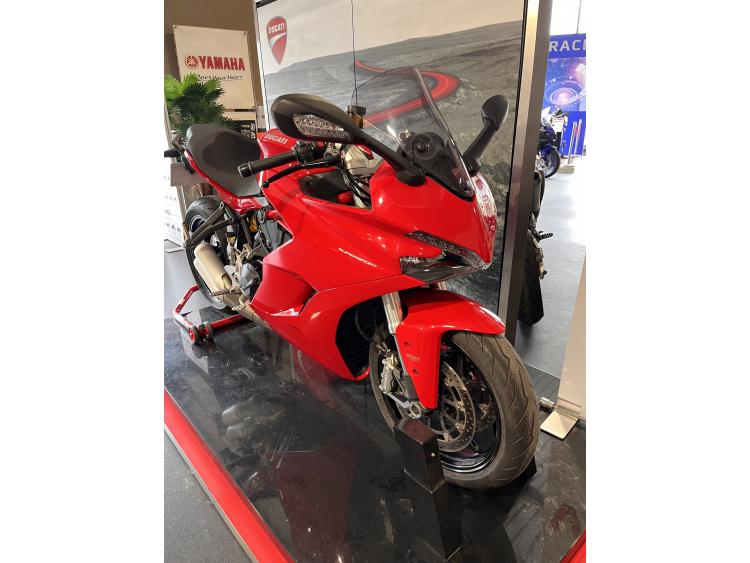 DUCATI SUPERSPORT 939