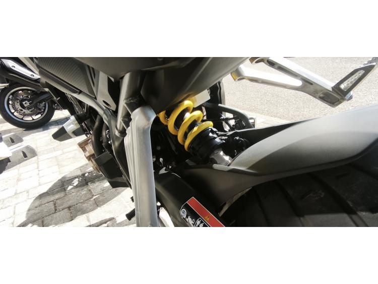 HONDA CB 650 R
