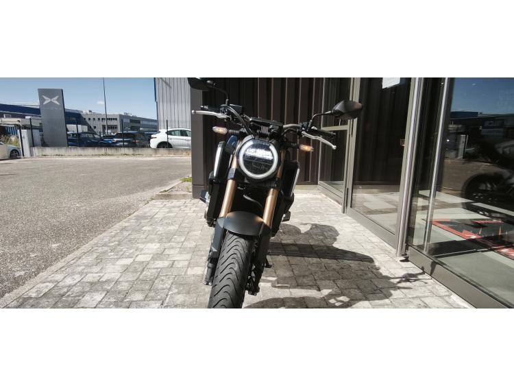 HONDA CB 650 R