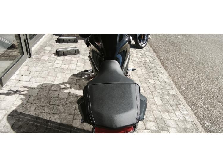 HONDA CB 650 R