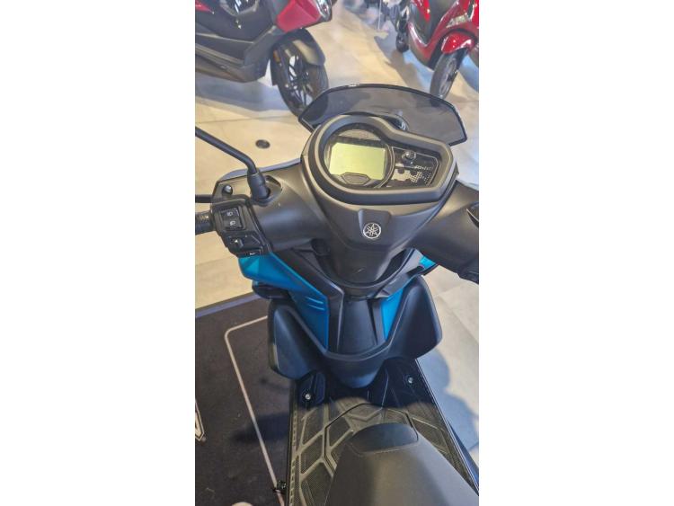 YAMAHA RayZR 125 47 € par mois