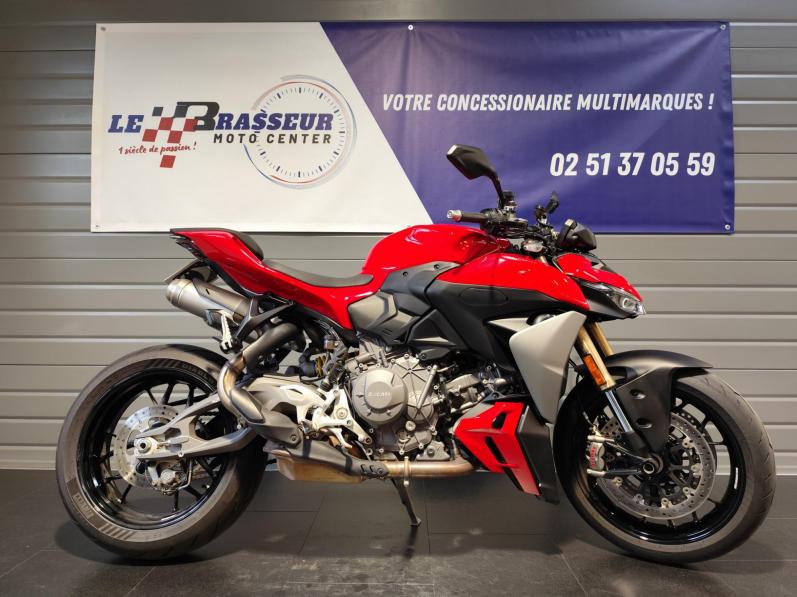 DUCATI STREETFIGHTER V2 A2