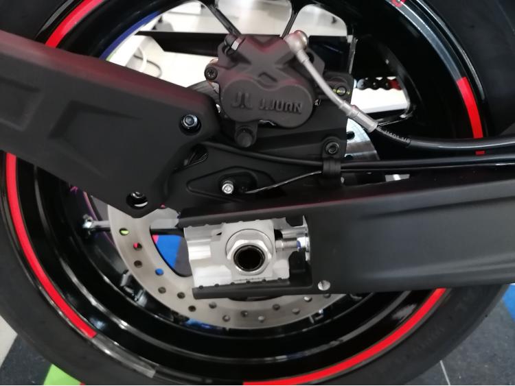 CF MOTO 800 NK Advanced 2025 pour 156.21€/mois chez DSN MOTOS 33