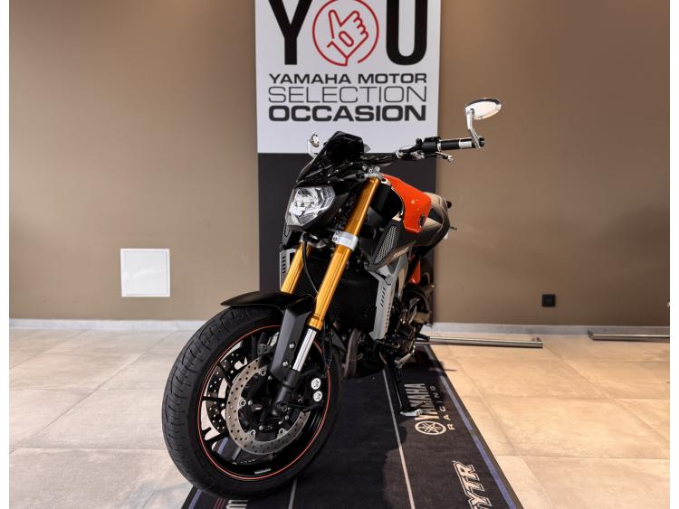 YAMAHA MT-09 garantie 12 mois