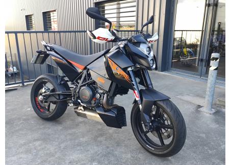 KTM 690 DUKE