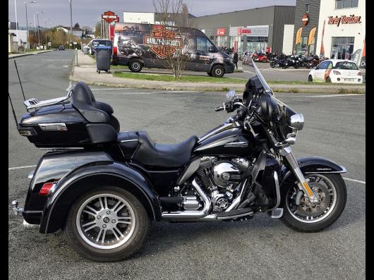 HARLEY-DAVIDSON TRIKE TRI GLIDE 1690 ULTRA