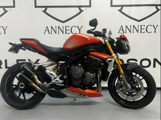 TRIUMPH SPEED TRIPLE 1200 RS