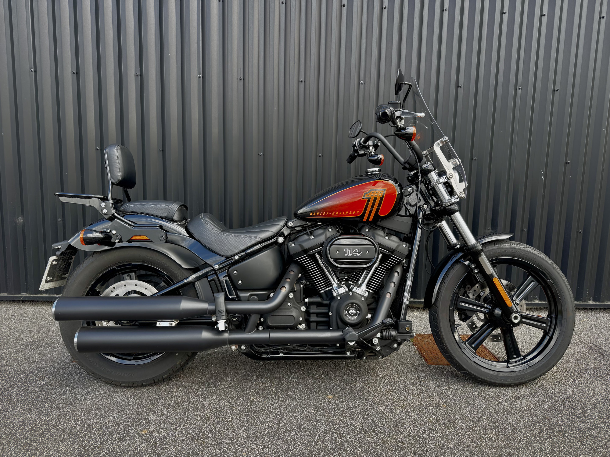 HARLEY-DAVIDSON SOFTAIL STREET BOB 1868