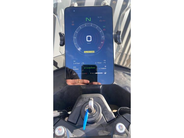 CF MOTO MT 800 X