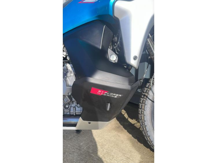 CF MOTO MT 800 X