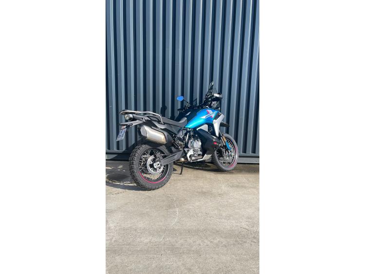 CF MOTO MT 800 X