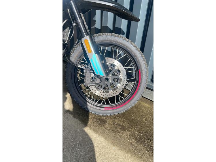 CF MOTO MT 800 X