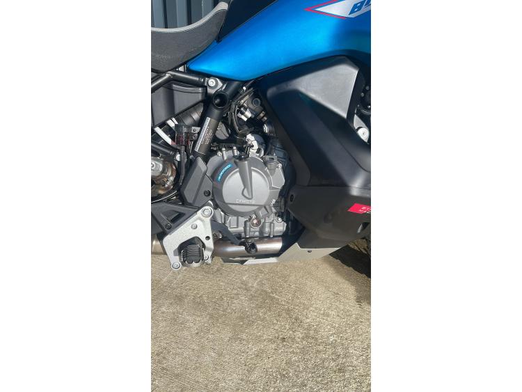CF MOTO MT 800 X
