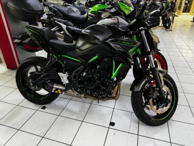 KAWASAKI Z 650 (47.5CV)