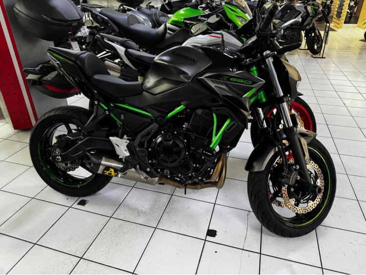 KAWASAKI Z 650 (47.5CV)