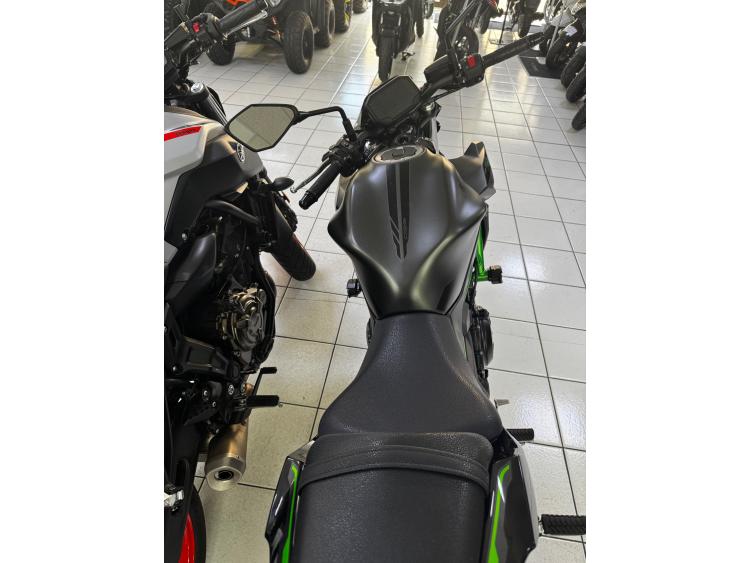 KAWASAKI Z 650 (47.5CV)