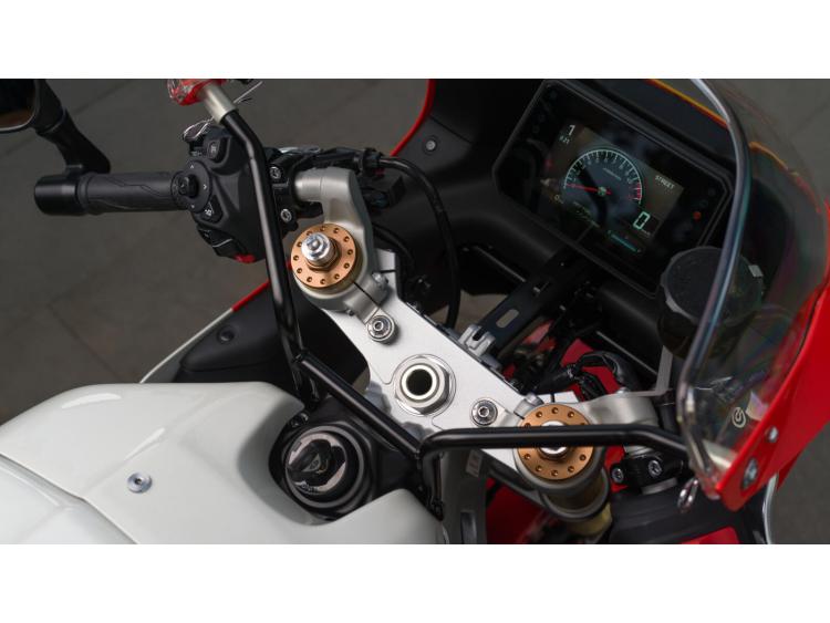 YAMAHA XSR 900 GP