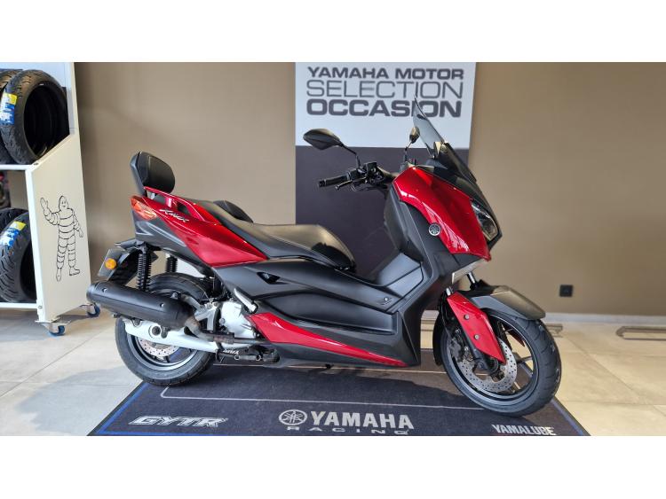 YAMAHA XMAX 125 garantie 12 mois