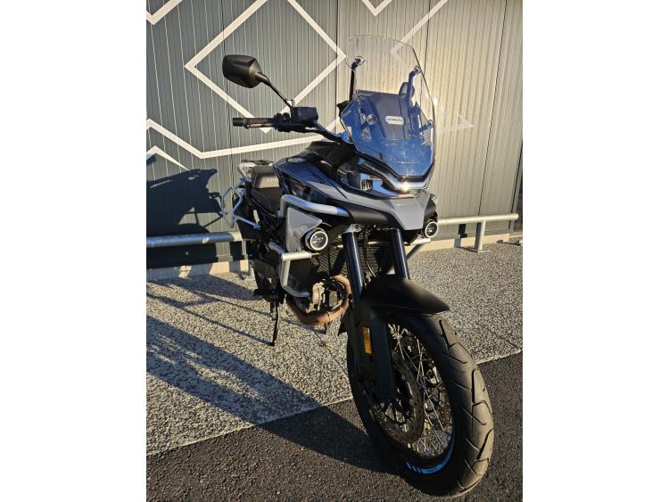 CF MOTO 800 MT