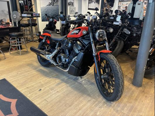 HARLEY-DAVIDSON SPORTSTER NIGHTSTER 975