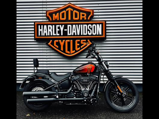 HARLEY-DAVIDSON SOFTAIL STREET BOB 1868