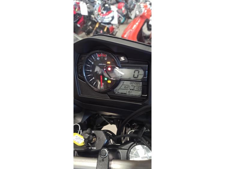 SUZUKI DL V-Strom 650