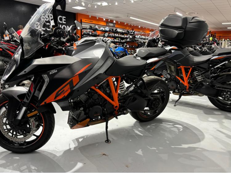 KTM 1290 SUPER DUKE GT