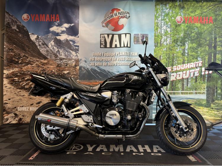 YAMAHA XJR 1300