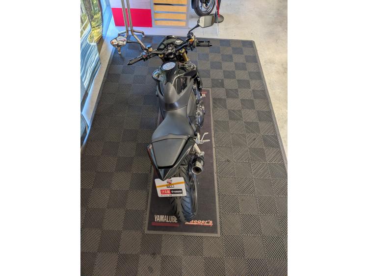 HONDA CB 1000 R