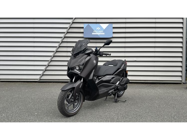 YAMAHA XMAX 125 TECH MAX +