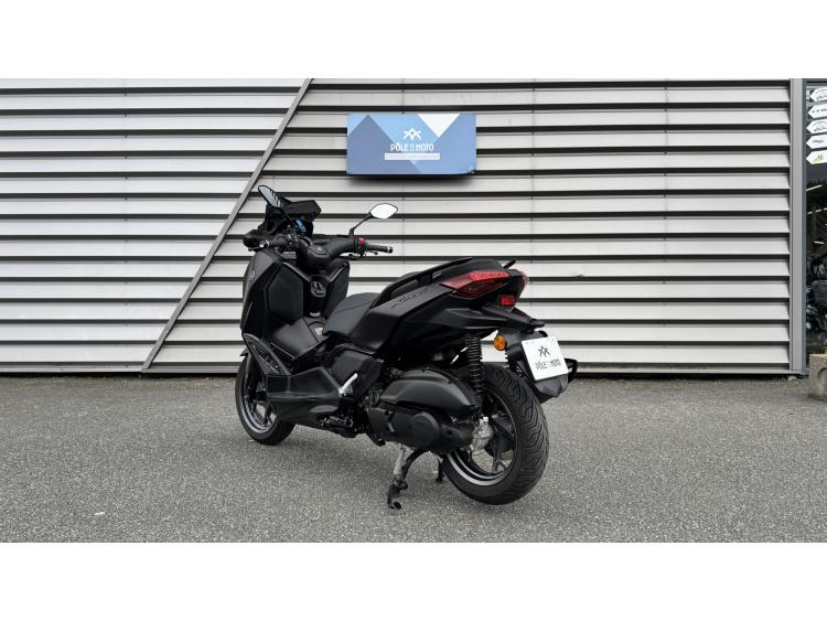 YAMAHA XMAX 125 TECH MAX +