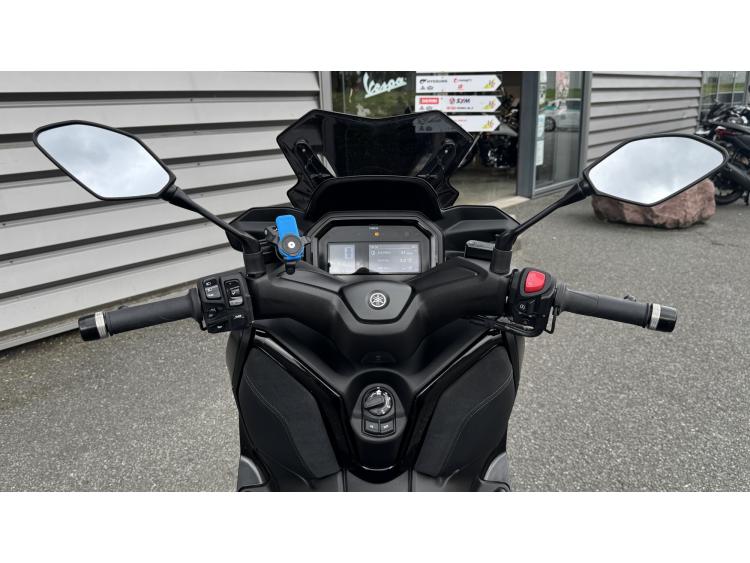 YAMAHA XMAX 125 TECH MAX +
