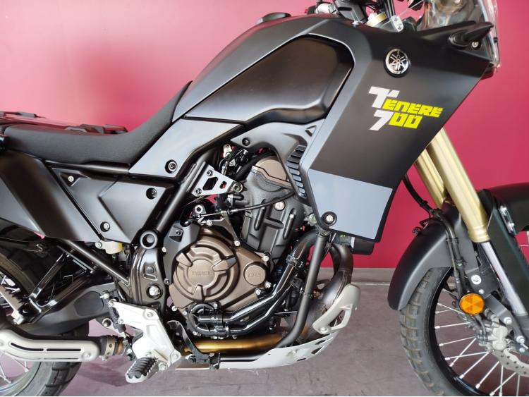 YAMAHA TENERE 700 + EQUIPEMENTS