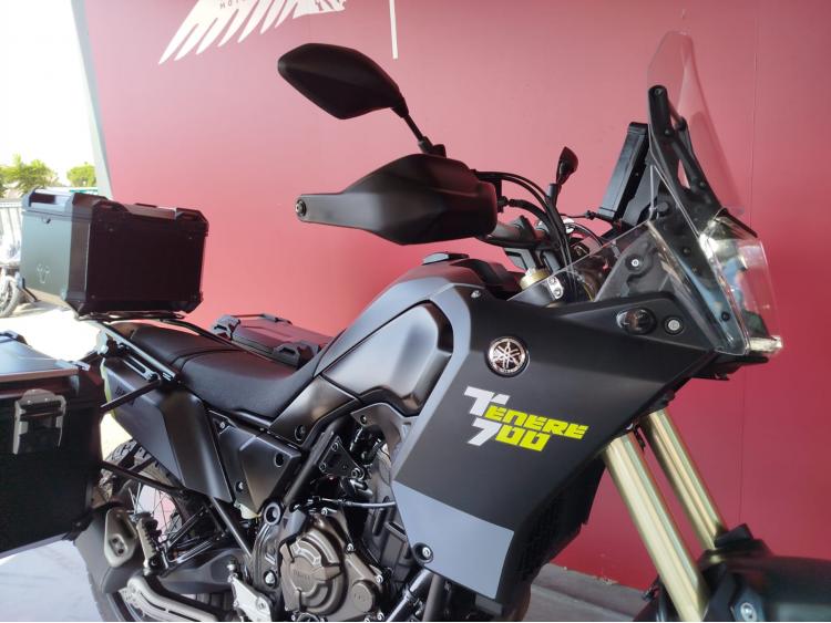 YAMAHA TENERE 700 + EQUIPEMENTS
