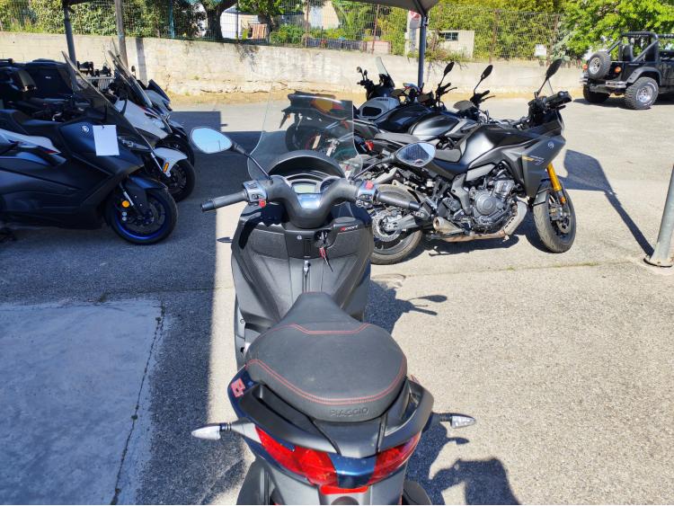 PIAGGIO MP3 300 HPE SPORT ABS ASR